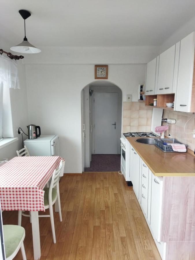 Apartman Se Zahradou Кърнов Екстериор снимка
